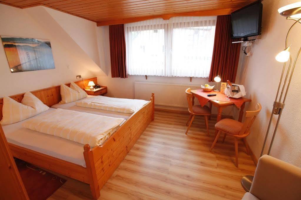 Hotel Krone Stuehlingen - Das Tor Zum Suedschwarzwald Eksteriør billede